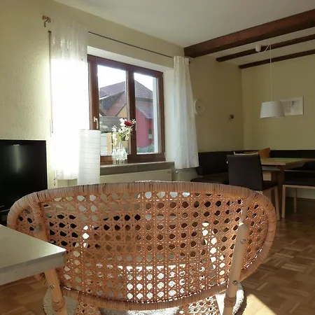 Lina's Rhoen Apartment *